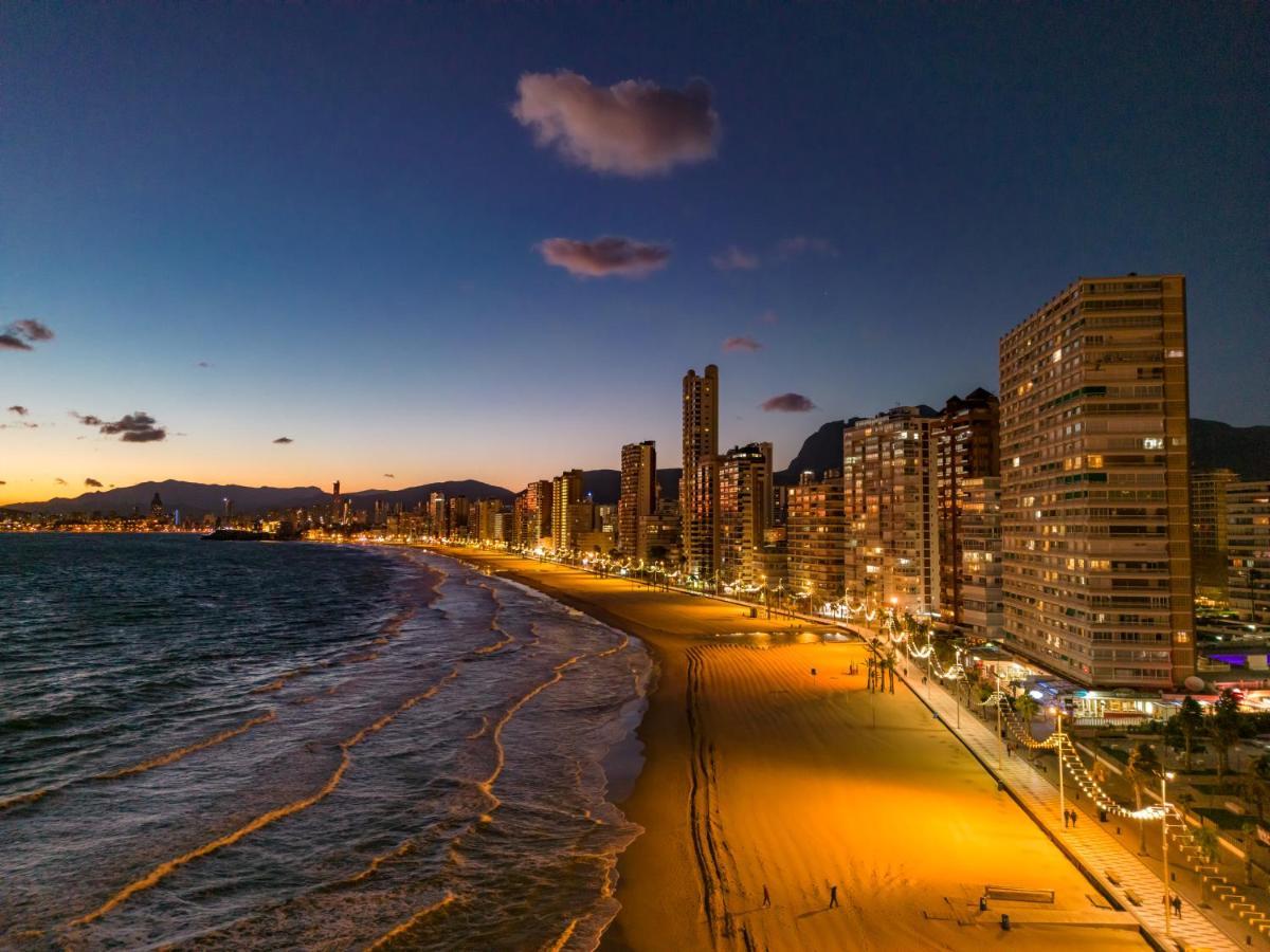 Beautiful 2 Bedroom In Parque Loix 3 Minutes Walk To The Beach Benidorm Exterior foto